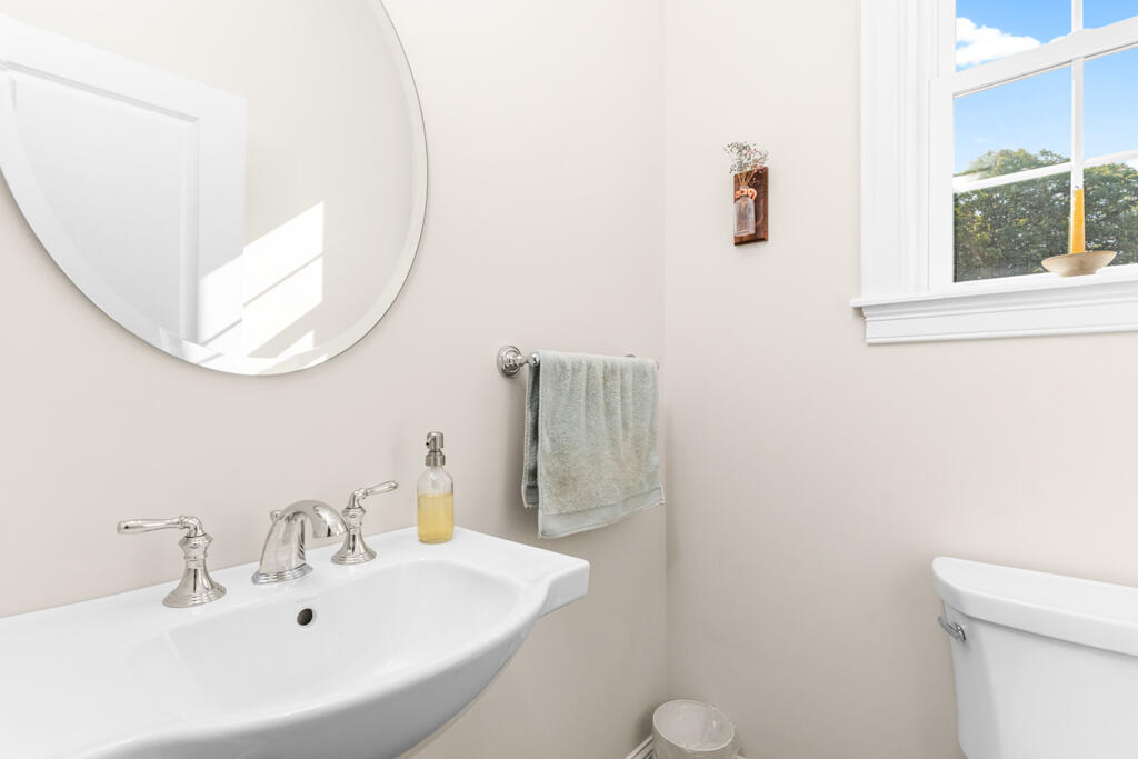 16 Black Sparrow Drive Portland ME 04102