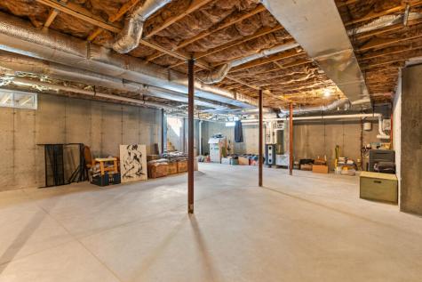 16 Black Sparrow Drive Portland ME 04102