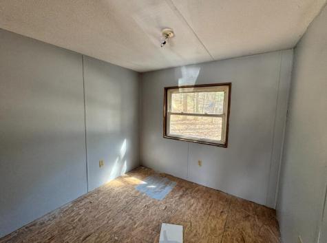 30 Squire Court Winthrop ME 04364