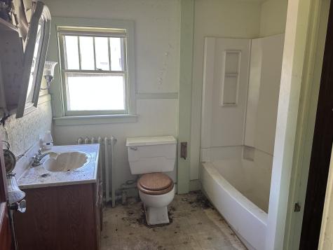 1 John Street Sanford ME 04083