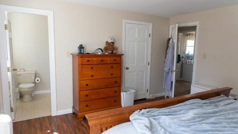 7 Samuel Road Raymond ME 04071