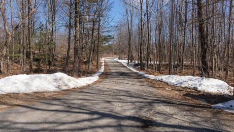 7 Samuel Road Raymond ME 04071