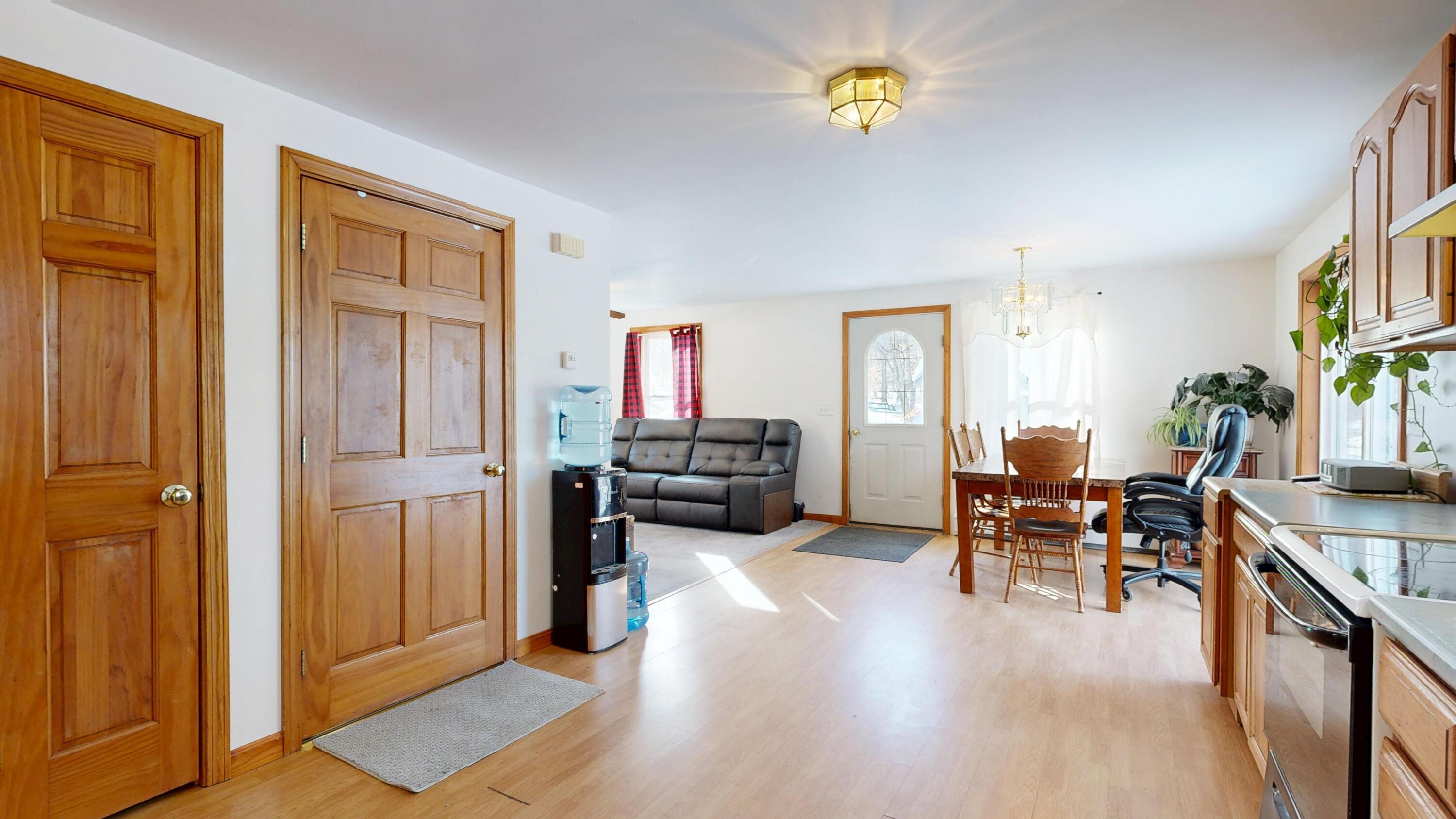 15 D And B Buckfield ME 04220