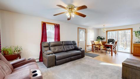 15 D And B Buckfield ME 04220