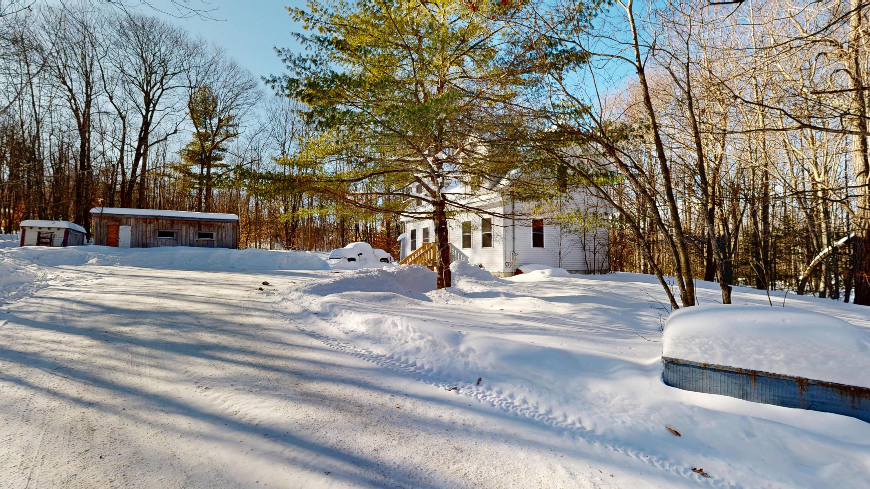 15 D And B Buckfield ME 04220