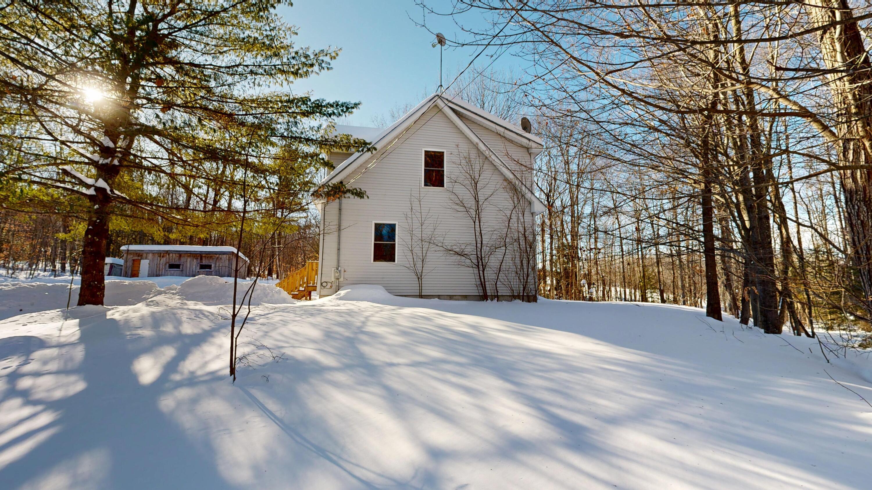 15 D And B Buckfield ME 04220
