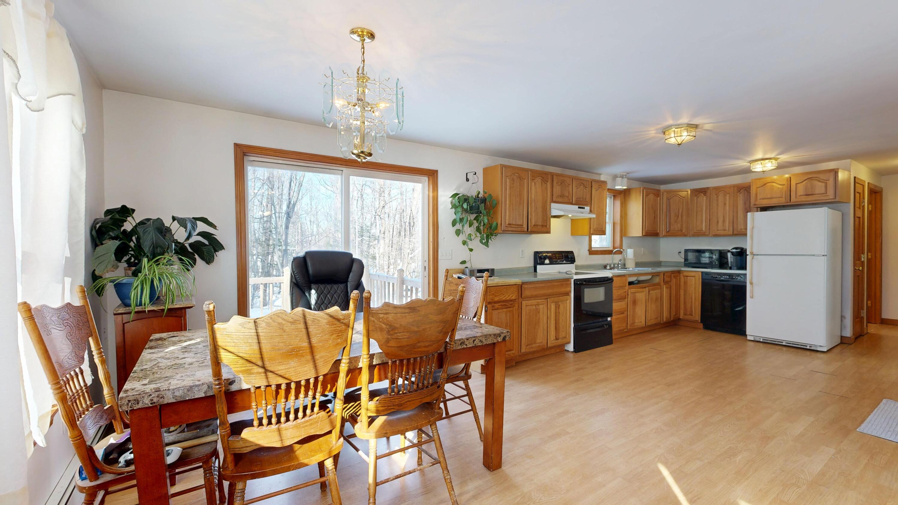 15 D And B Buckfield ME 04220