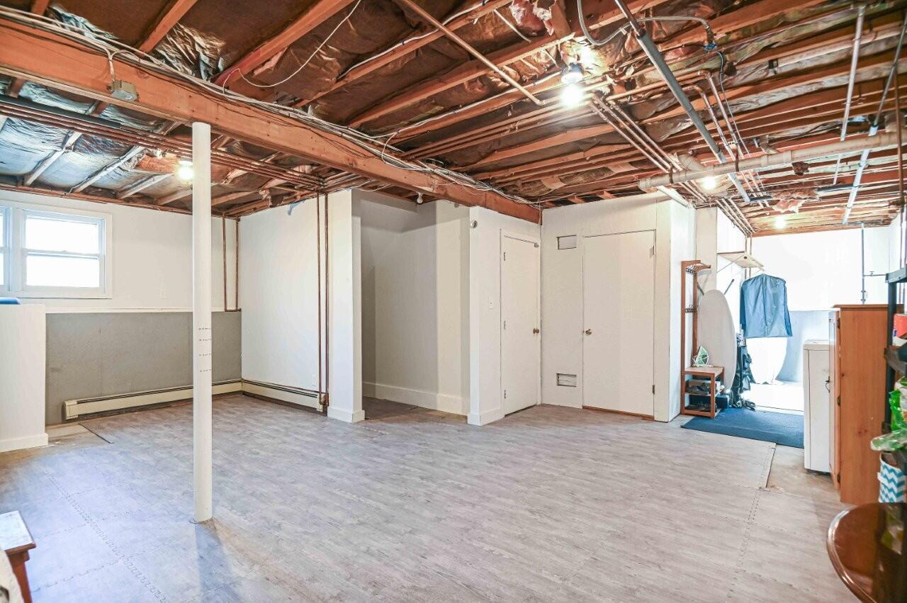 373 Guinea Road Biddeford ME 04005