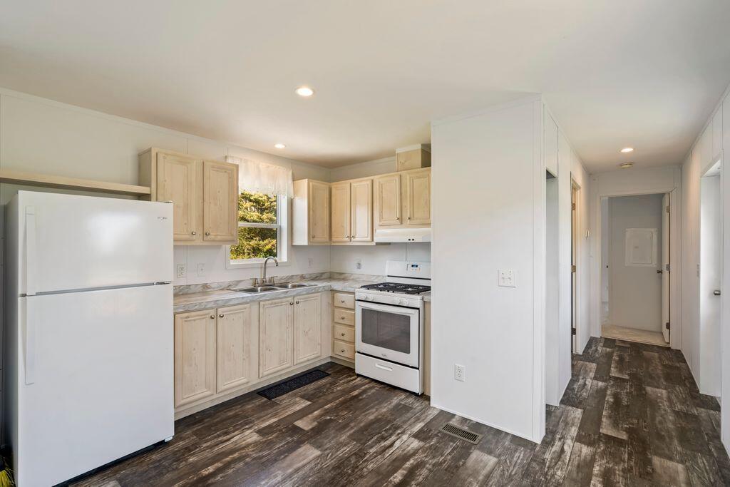 10 Irene Avenue Harpswell ME 04079