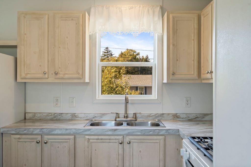 10 Irene Avenue Harpswell ME 04079