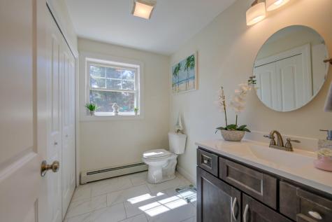 7 Dartmouth Place Windham ME 04062
