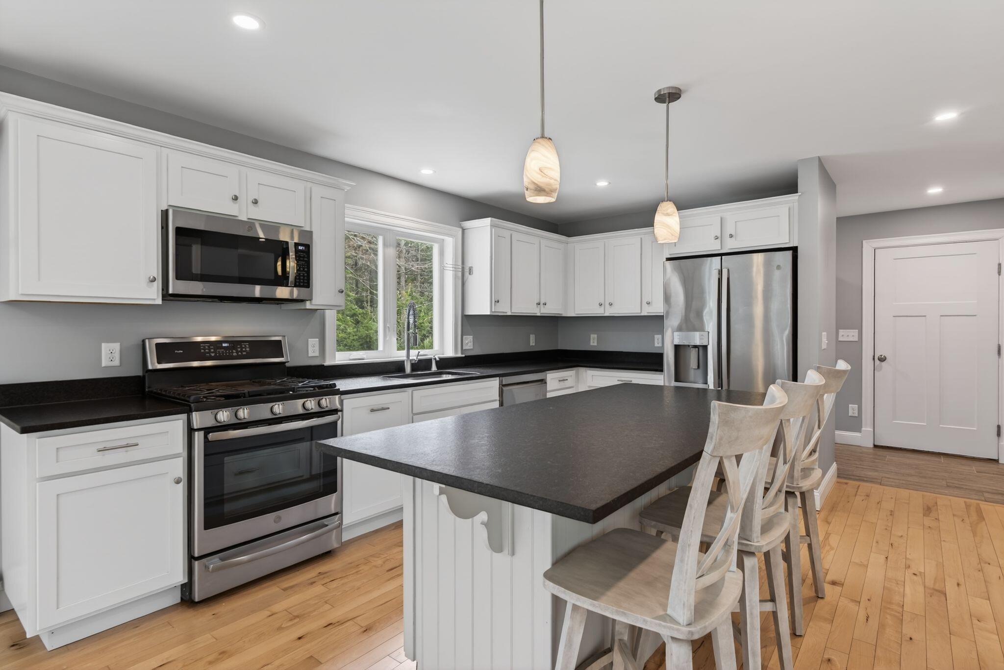 31 Jackson Boulevard Freeport ME 04032