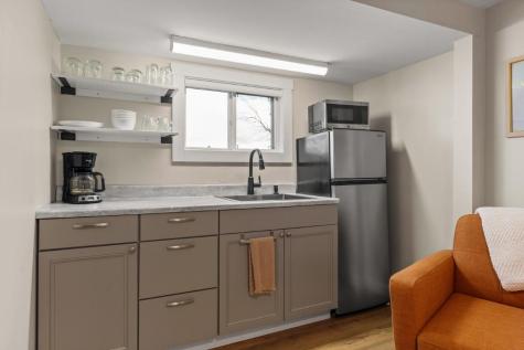 43 Oak Street Boothbay Harbor ME 04538