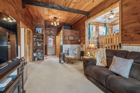 12 Merryman Road Glenburn ME 04401
