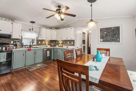 12 Merryman Road Glenburn ME 04401