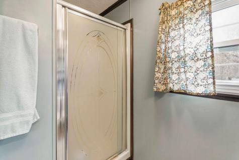 12 Merryman Road Glenburn ME 04401