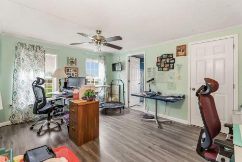 12 Merryman Road Glenburn ME 04401