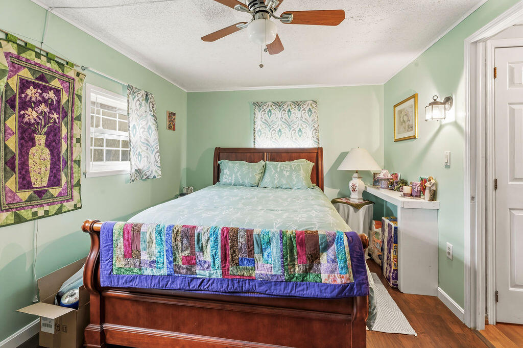 12 Merryman Road Glenburn ME 04401