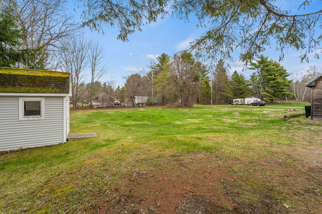 12 Merryman Road Glenburn ME 04401