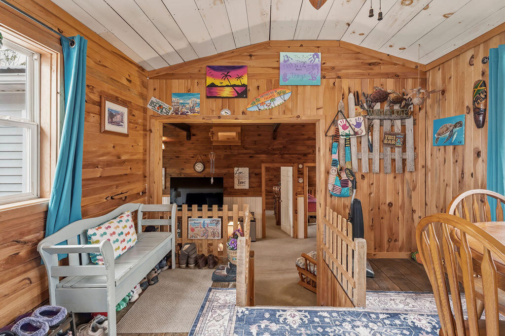 12 Merryman Road Glenburn ME 04401