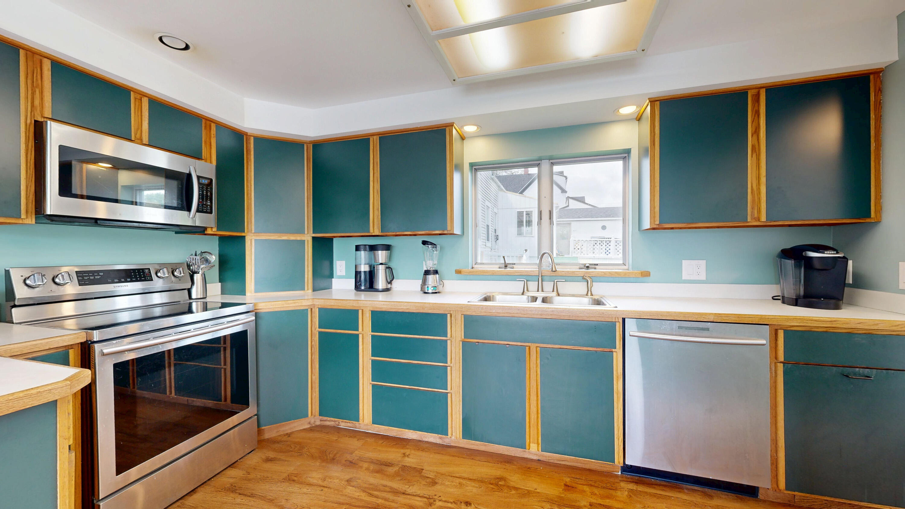 19 Spruce Head Road South Thomaston ME 04858