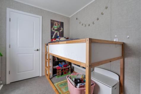 10 Primrose Lane Brunswick ME 04011