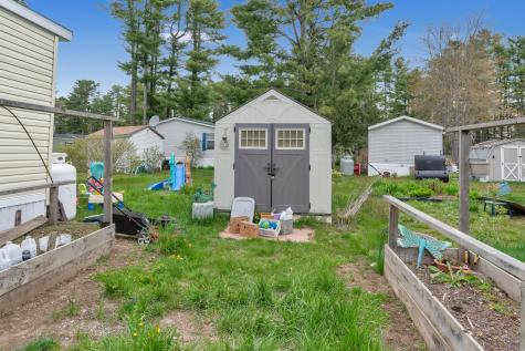 10 Primrose Lane Brunswick ME 04011