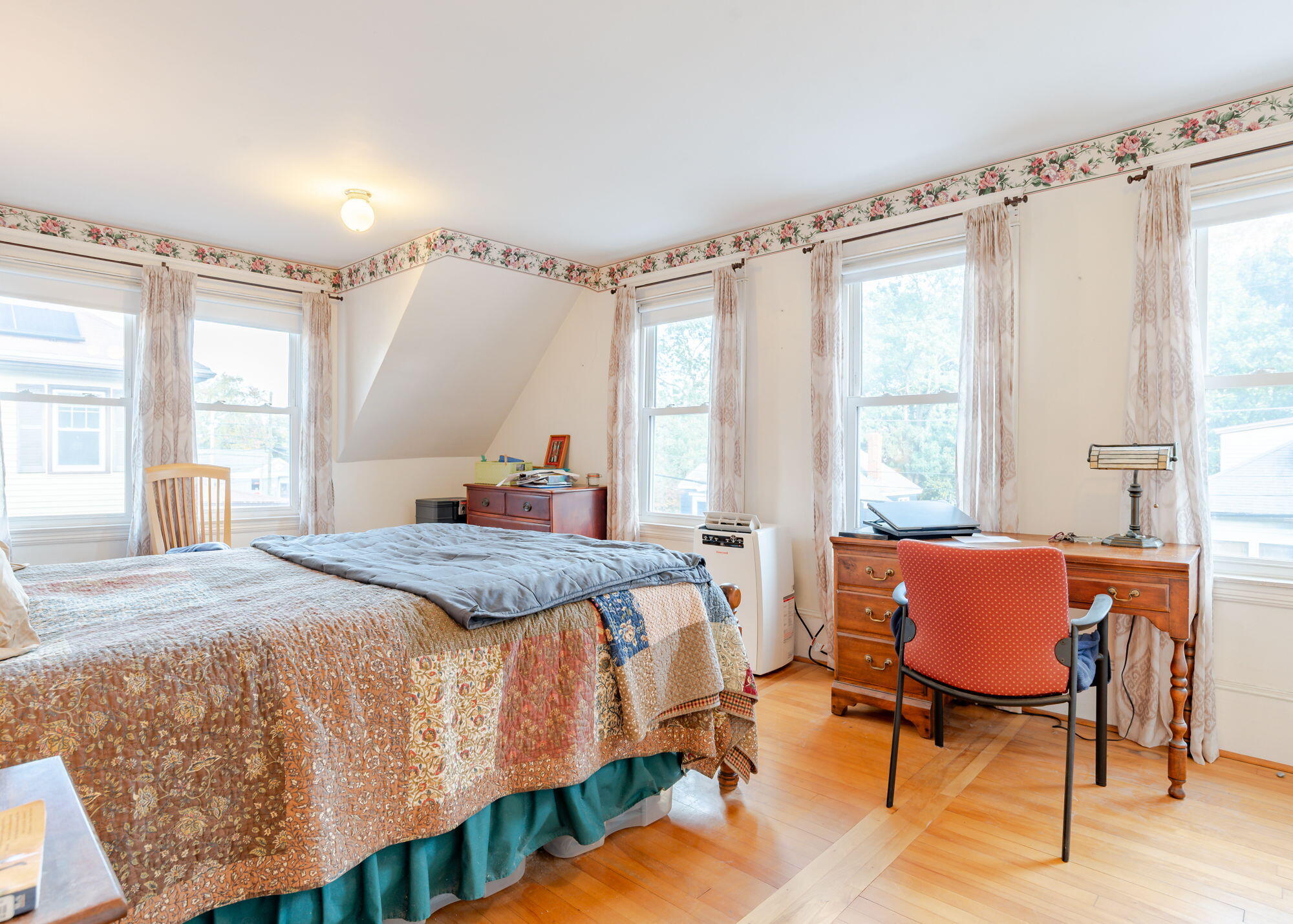 17 Belfort Street Portland ME 04103