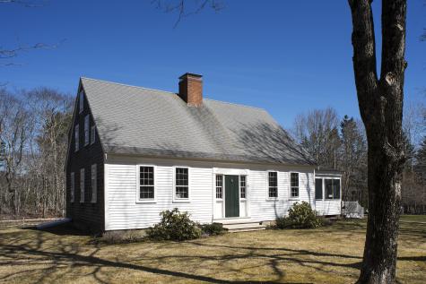 31 Tukey Lane Bristol ME 04539