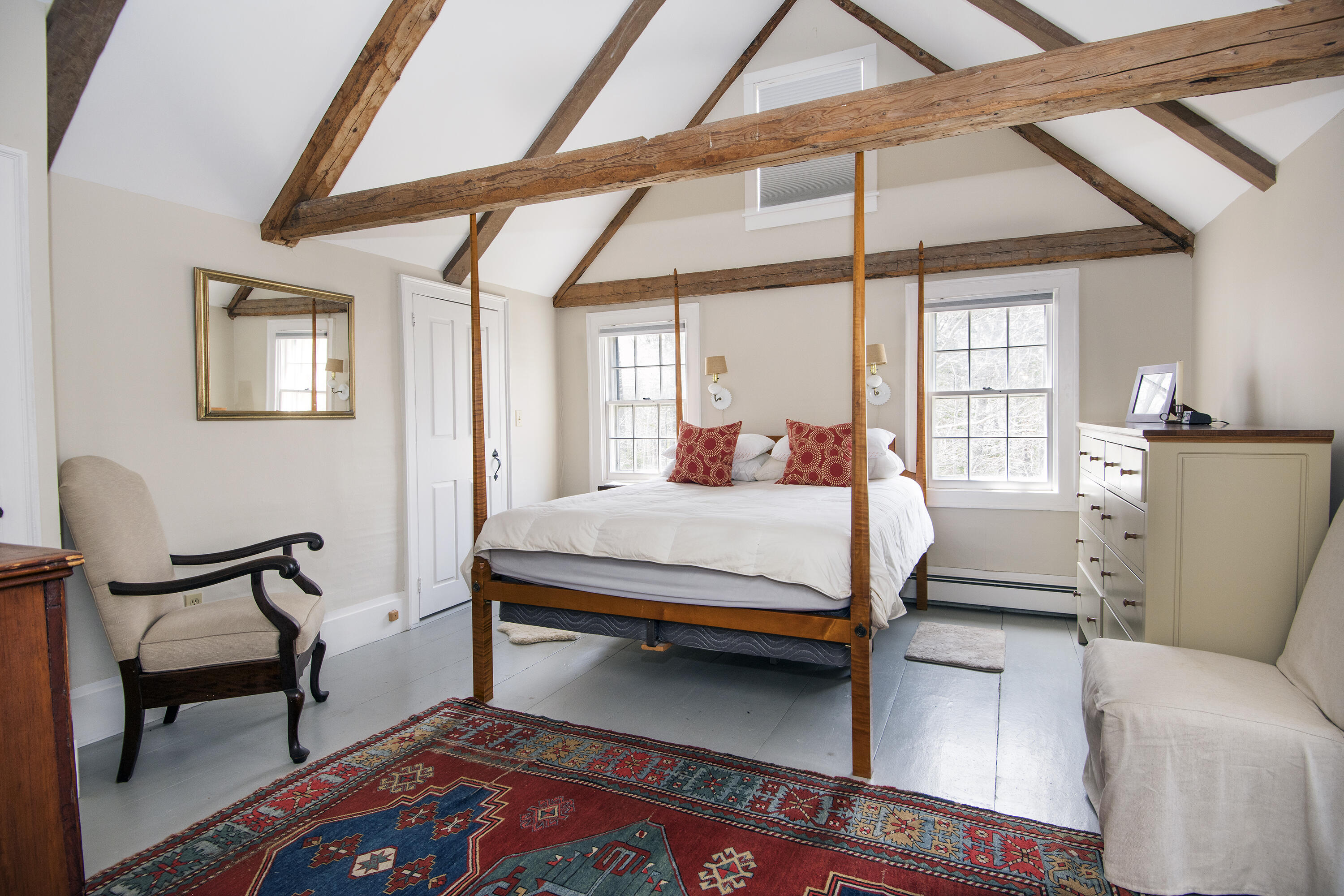 31 Tukey Lane Bristol ME 04539