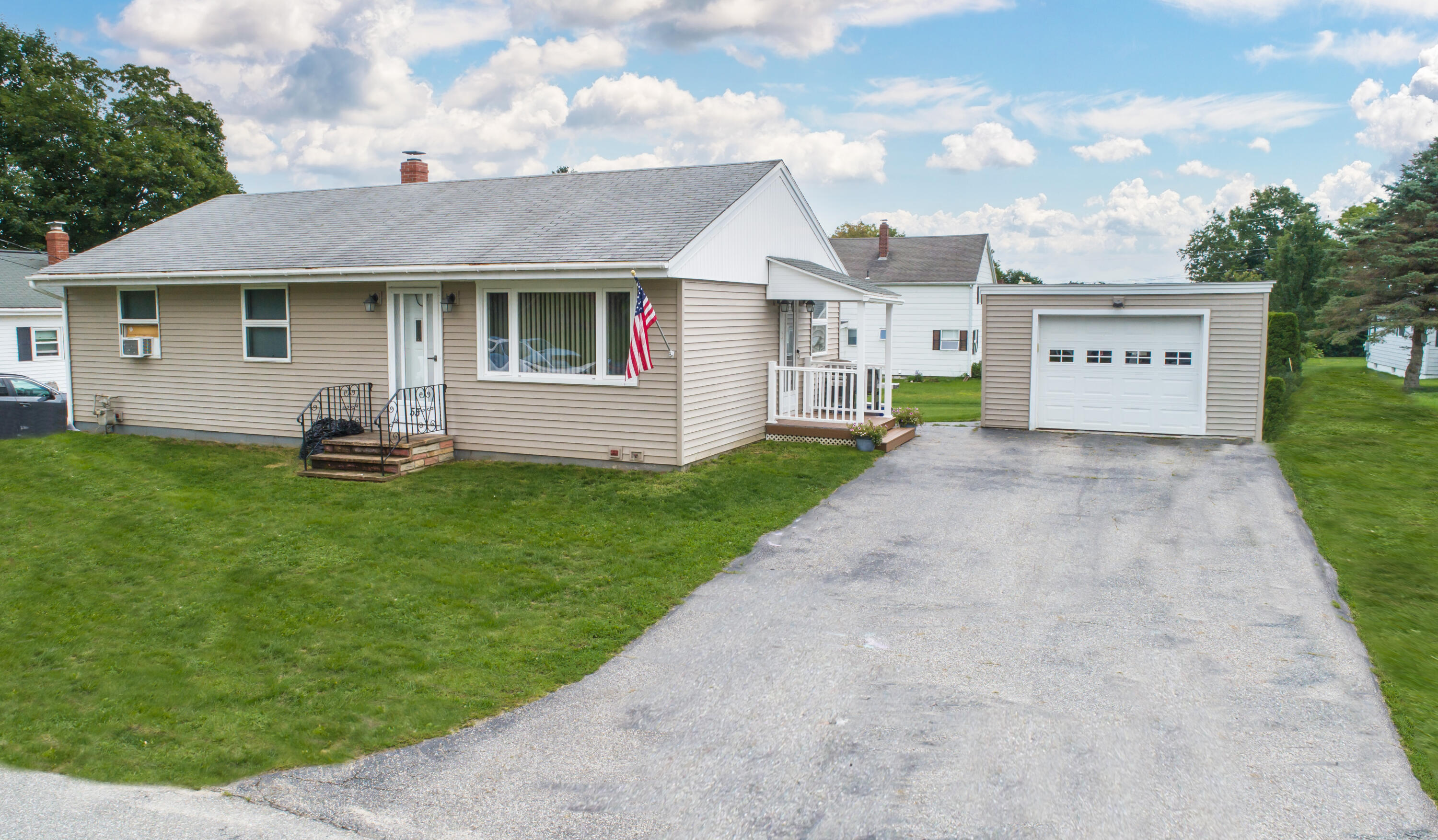 55 Cassell Street Lewiston ME 04240