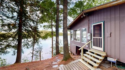 341 Narrow Gauge Trail Hiram ME 04041