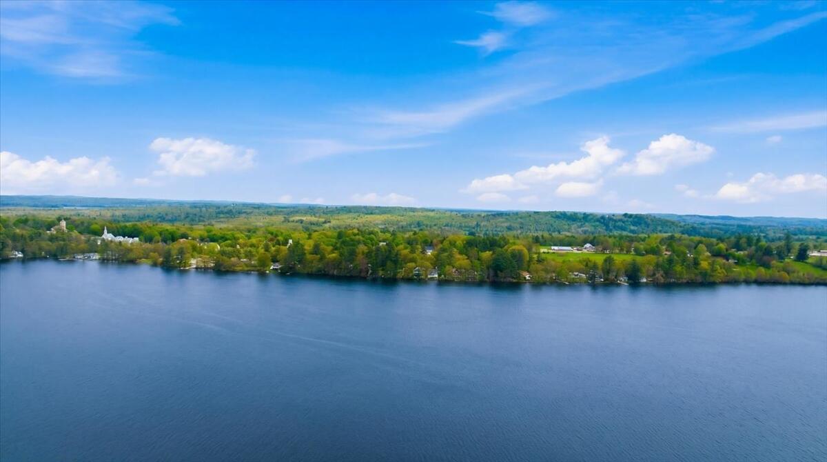 148 Robinson Drive Monmouth ME 04259