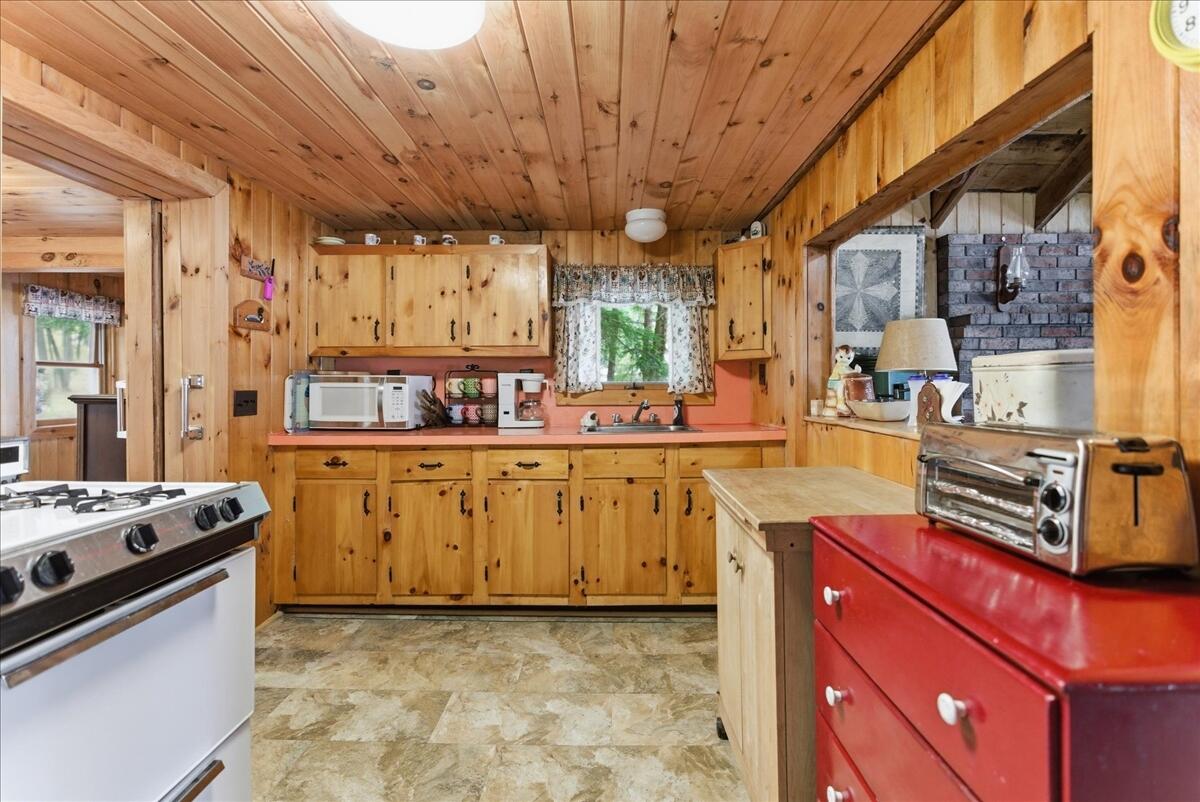 148 Robinson Drive Monmouth ME 04259
