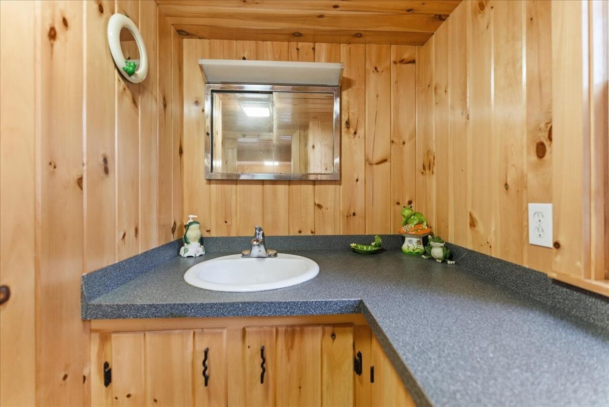 148 Robinson Drive Monmouth ME 04259