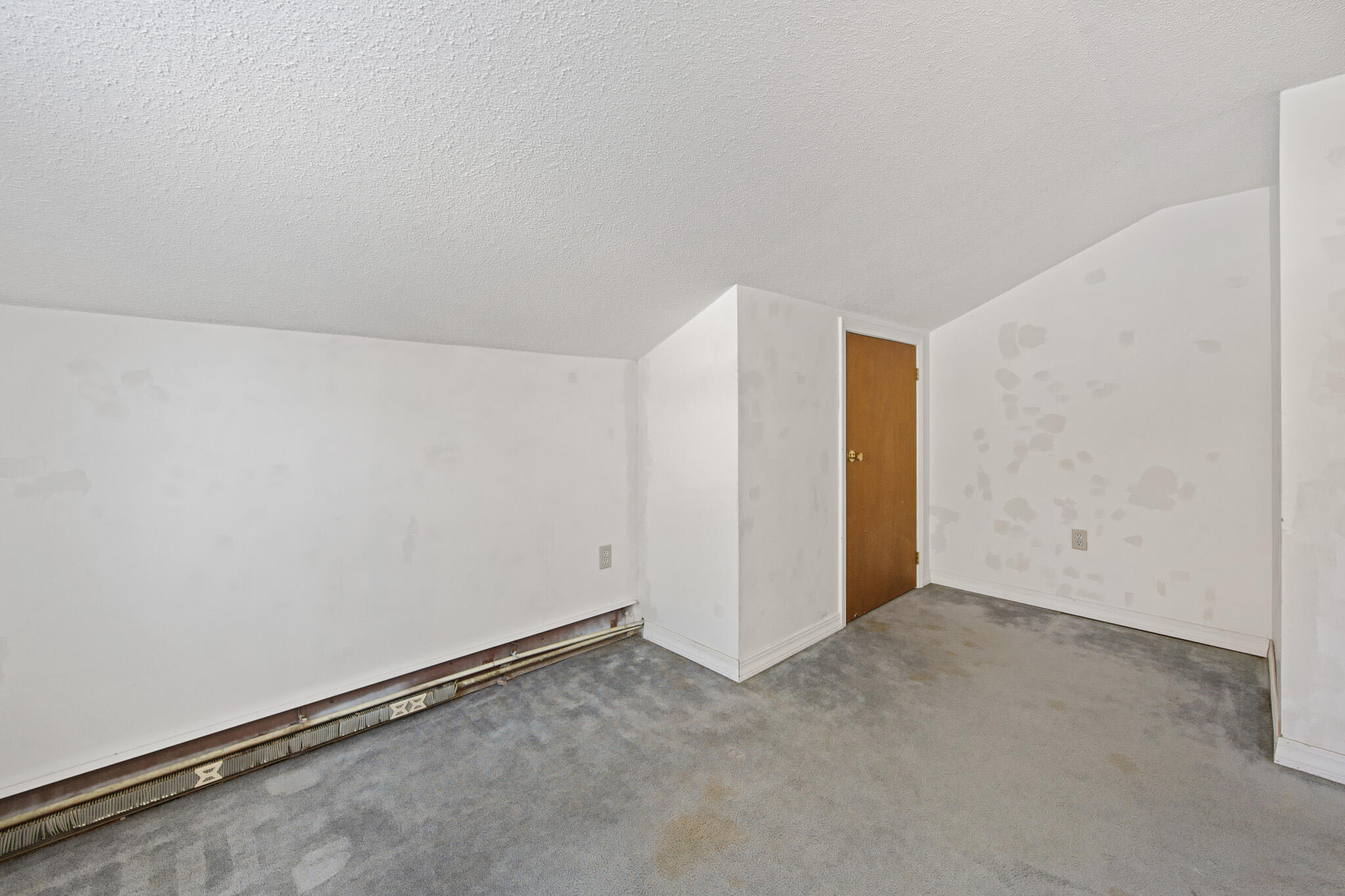 22 Grove Street Newport ME 04953