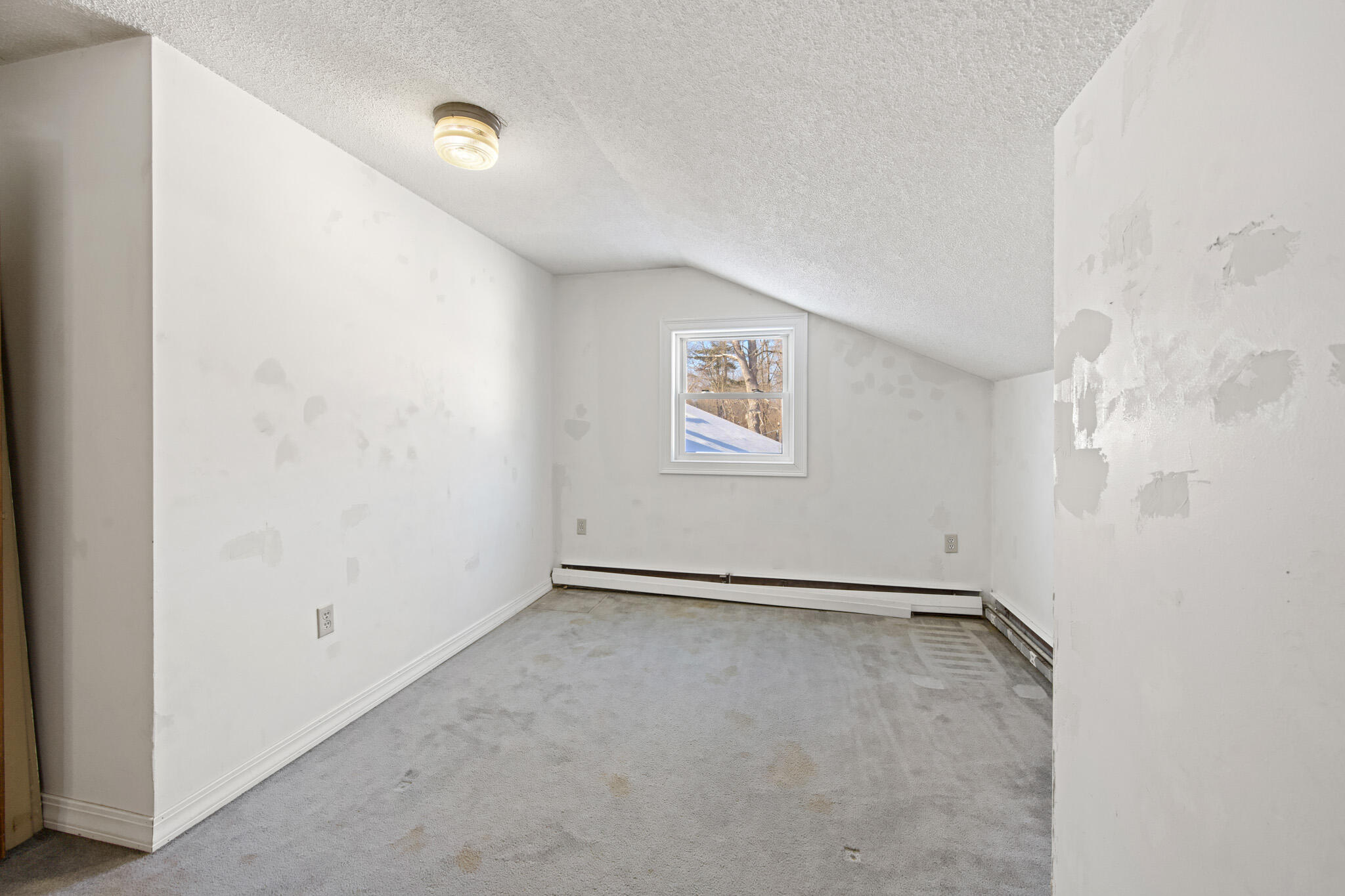 22 Grove Street Newport ME 04953