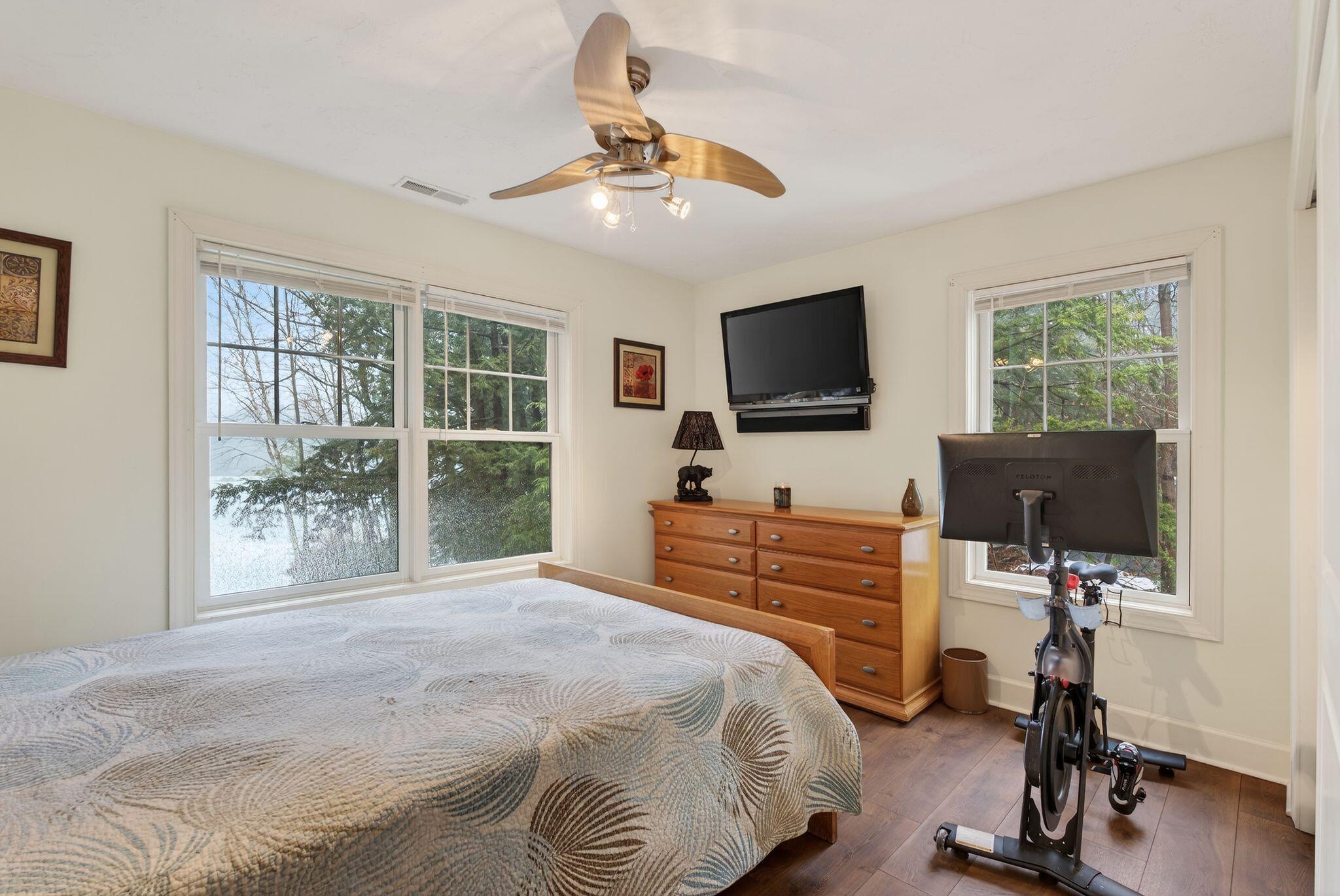 36 Whittemore Cove Road Raymond ME 04071