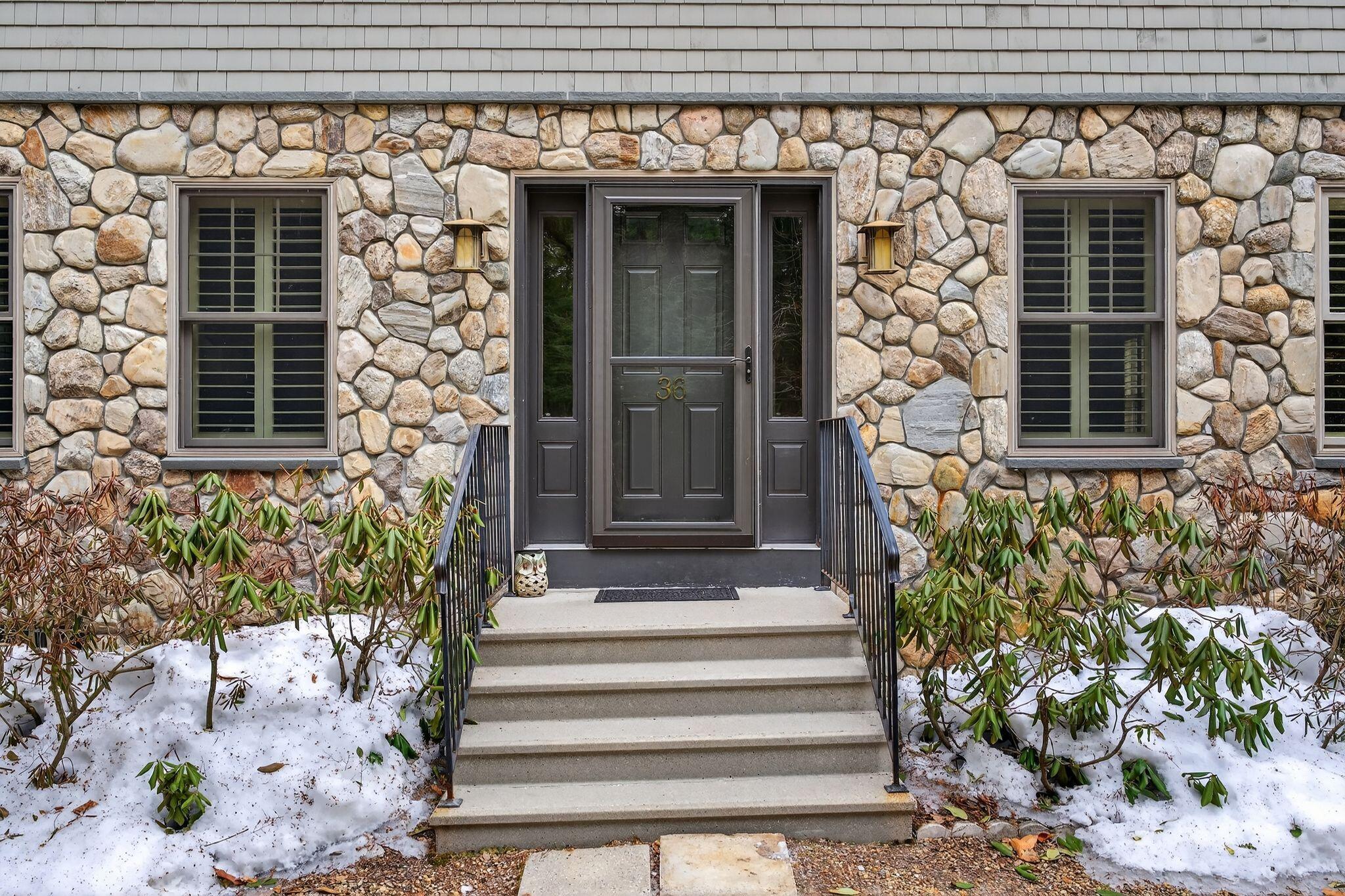 36 Whittemore Cove Road Raymond ME 04071