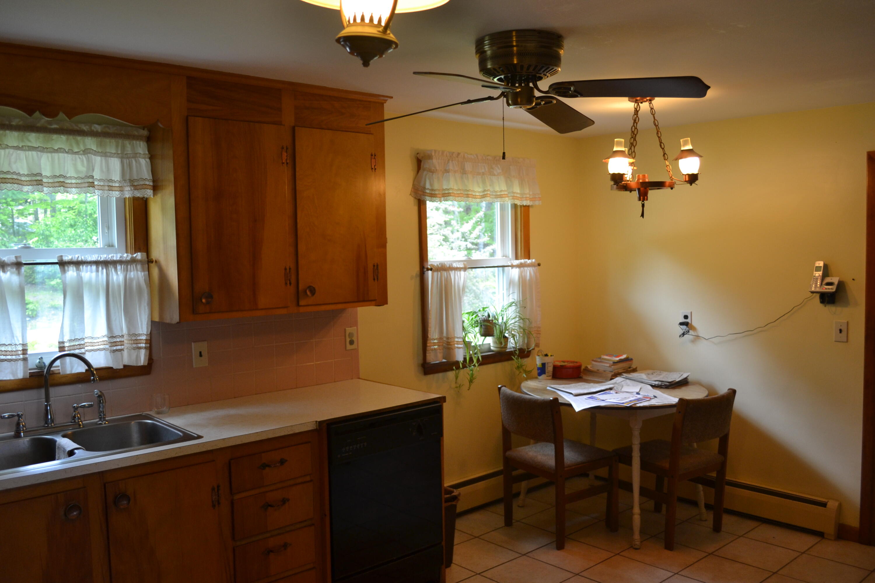 15 Hillside Avenue Falmouth ME 04105