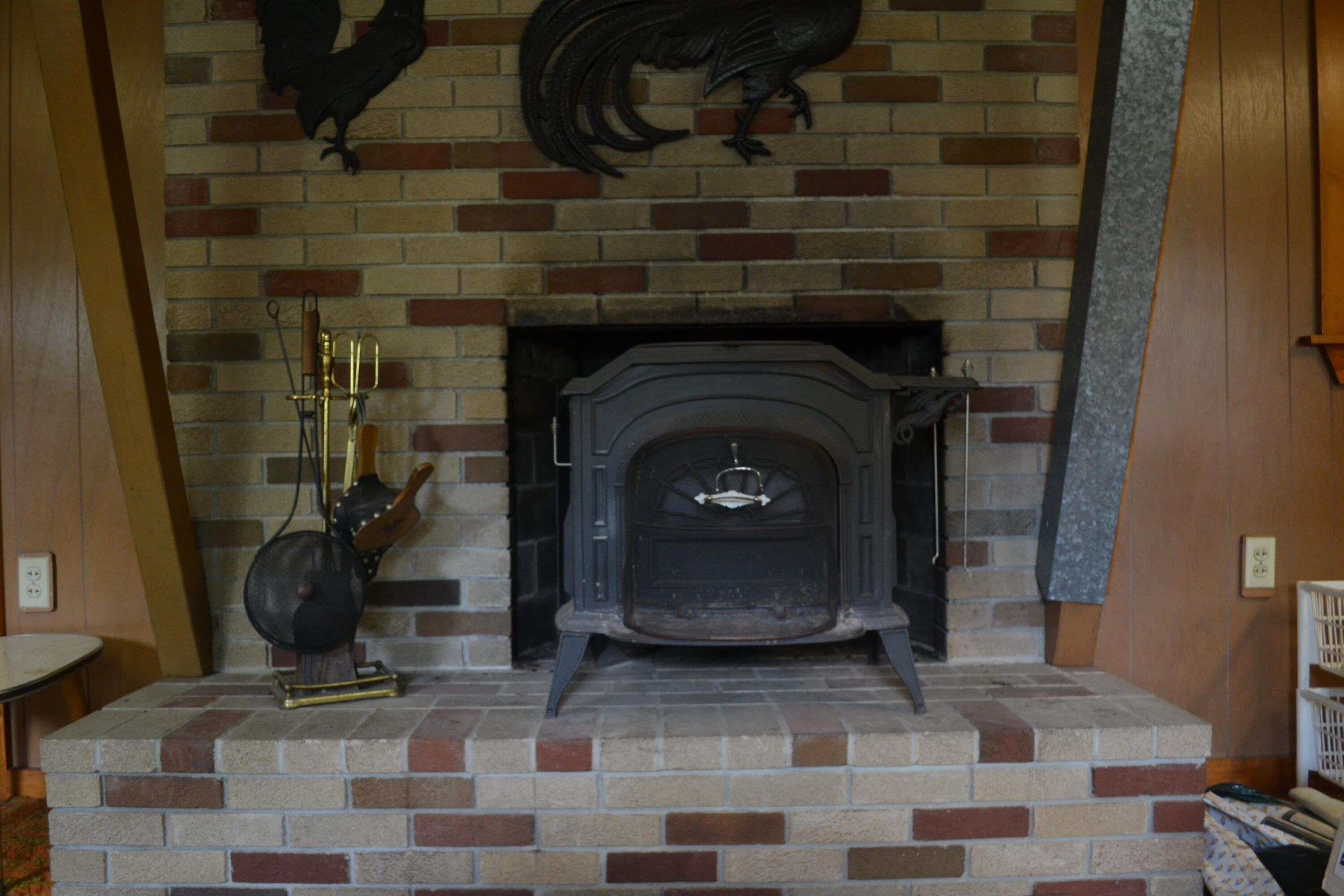 15 Hillside Avenue Falmouth ME 04105