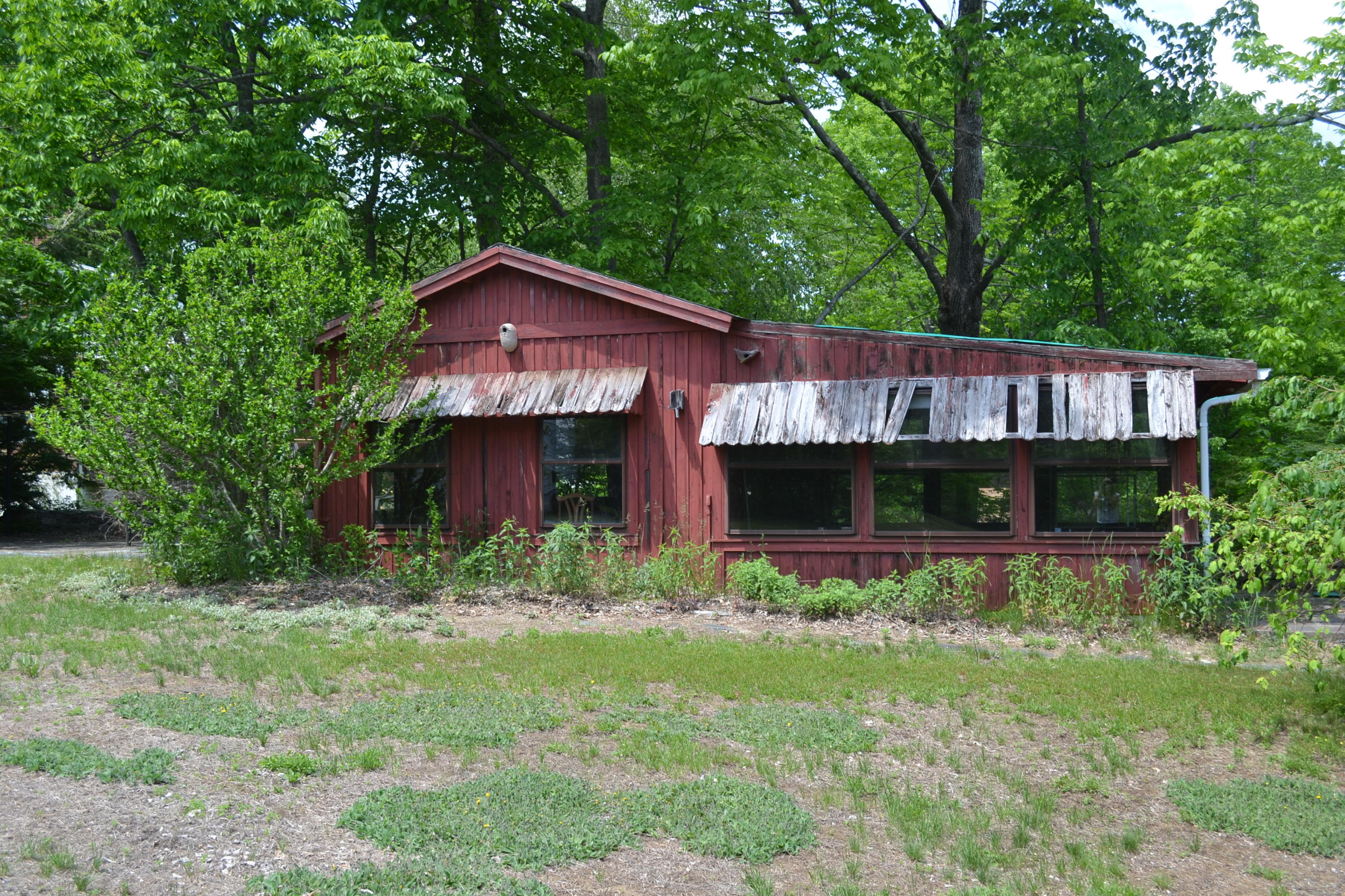 15 Hillside Avenue Falmouth ME 04105
