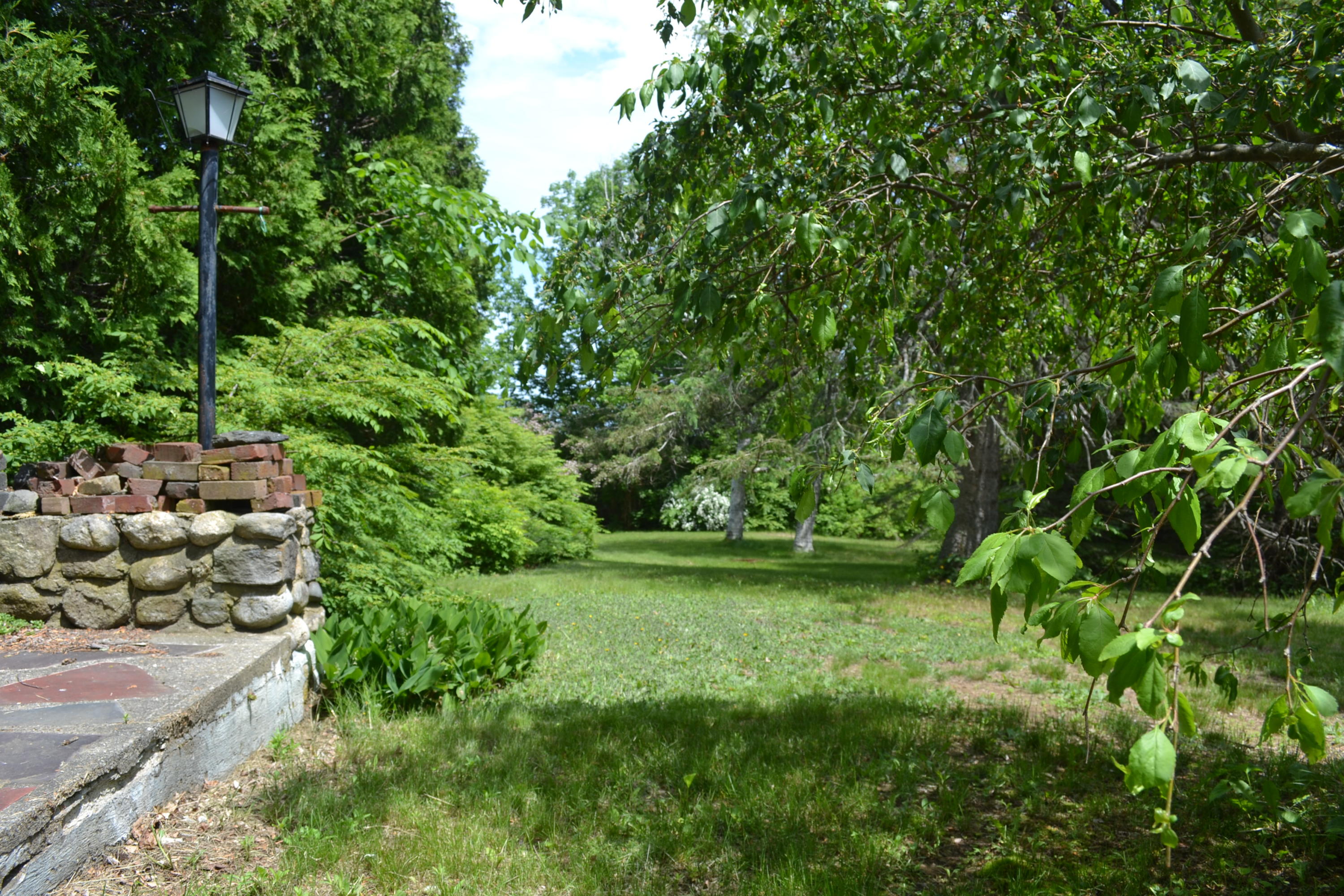 15 Hillside Avenue Falmouth ME 04105