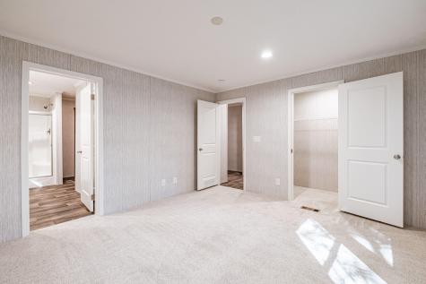 10 Dode Drive Saco ME 04072