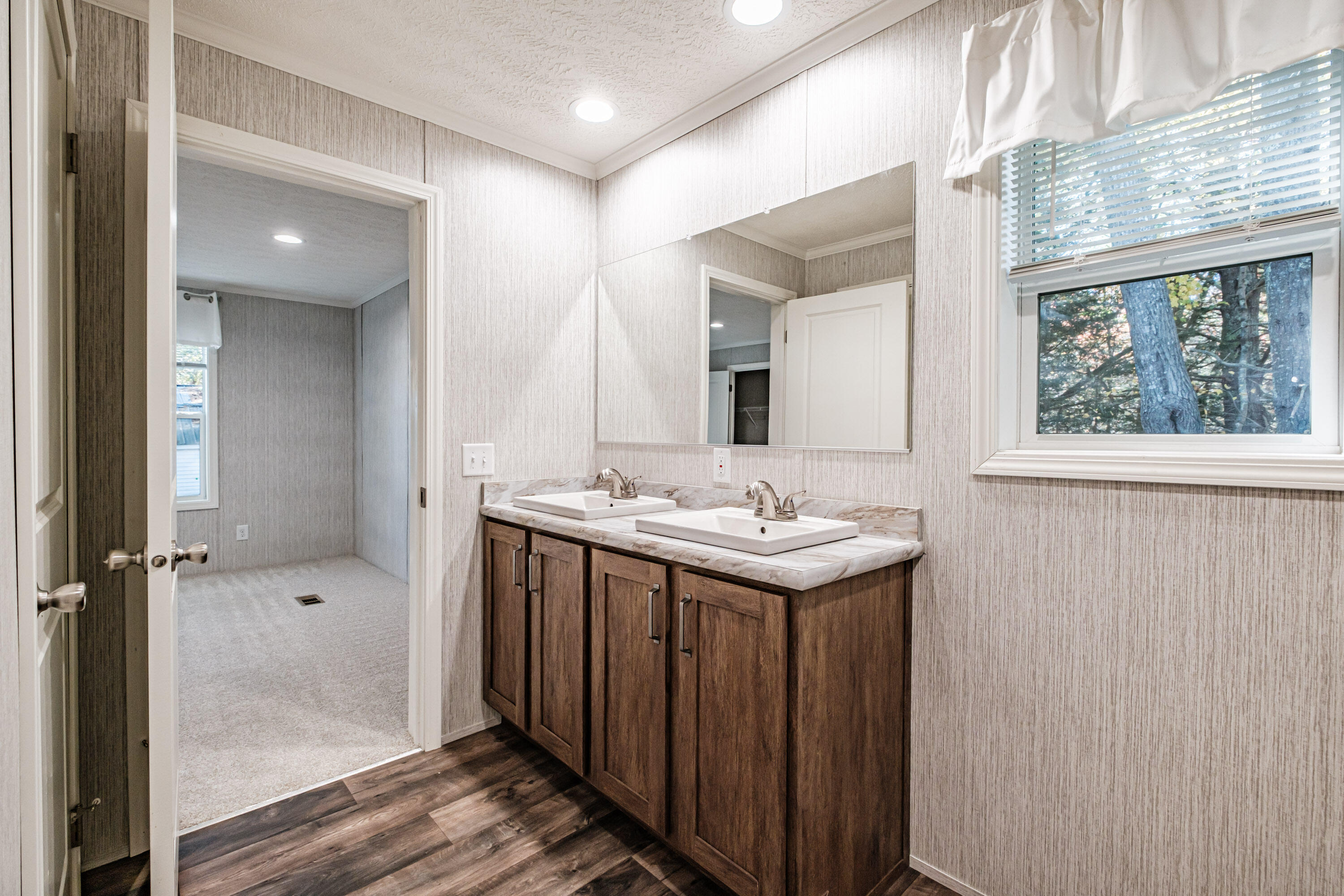 10 Dode Drive Saco ME 04072