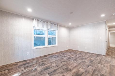 10 Dode Drive Saco ME 04072