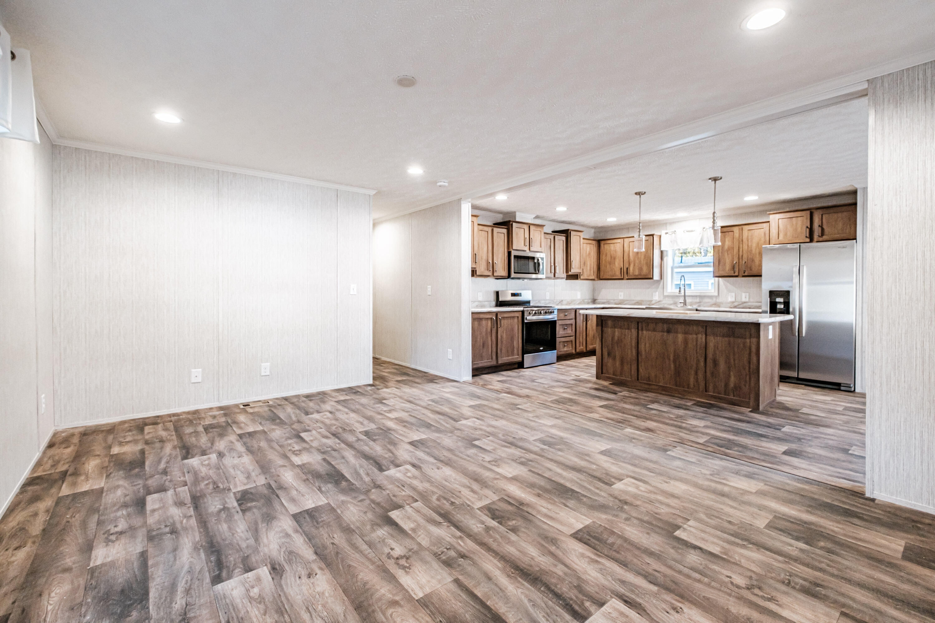 10 Dode Drive Saco ME 04072