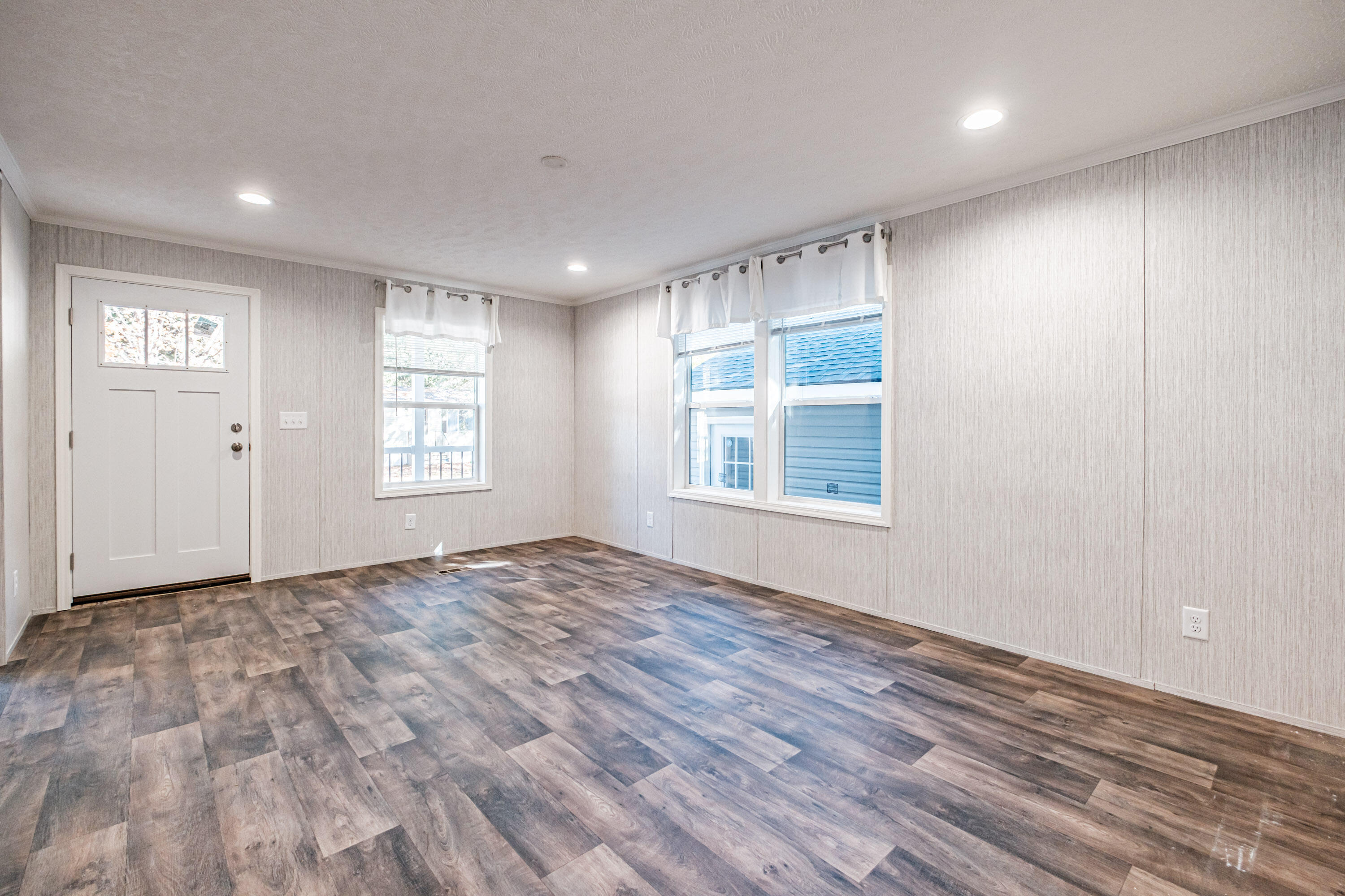 10 Dode Drive Saco ME 04072