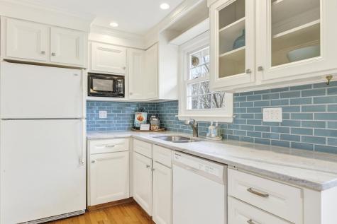 10 Shore View Drive Yarmouth ME 04096