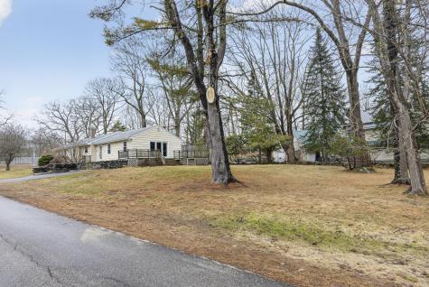 10 Shore View Drive Yarmouth ME 04096